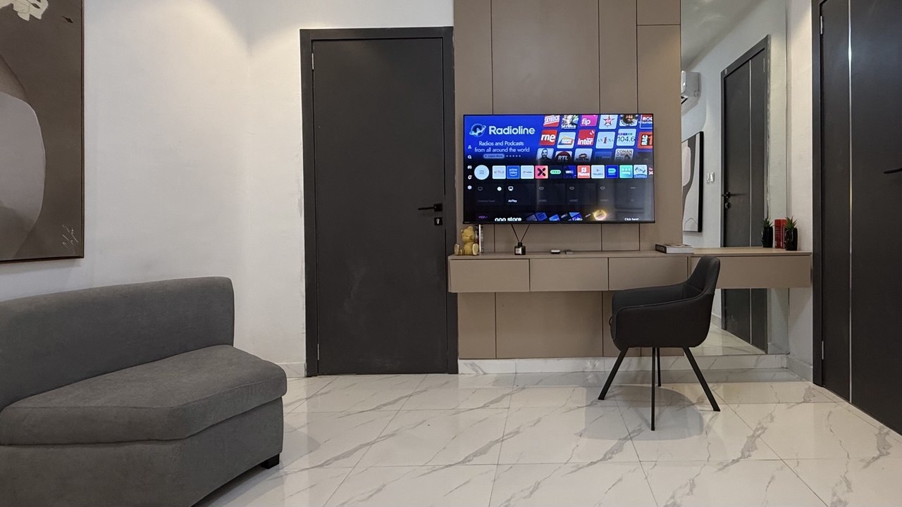 Bedroom with Smart TV